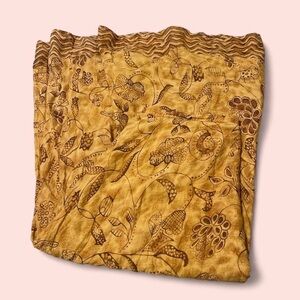 St. John's Bay Brown and Tan Fabric